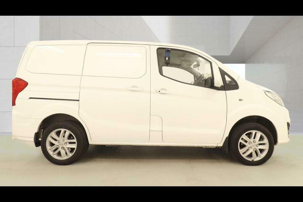 Byd  60.48Kwh Design Suv 204 Ps Hea Blue #5