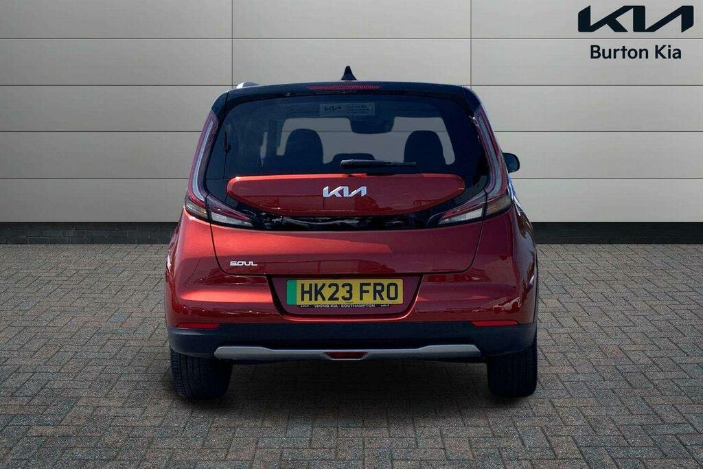Kia Soul 64Kwh Explore Suv 201 Bhp Orange #4