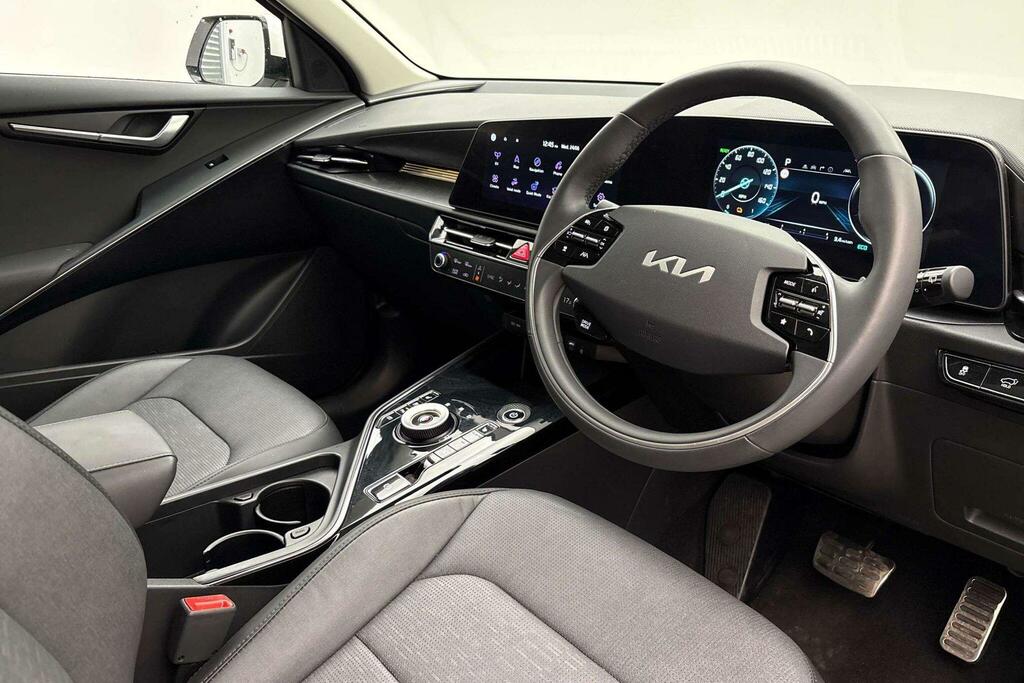 Kia e-Niro 64.8Kwh 4 Suv 201 Bhp White #6