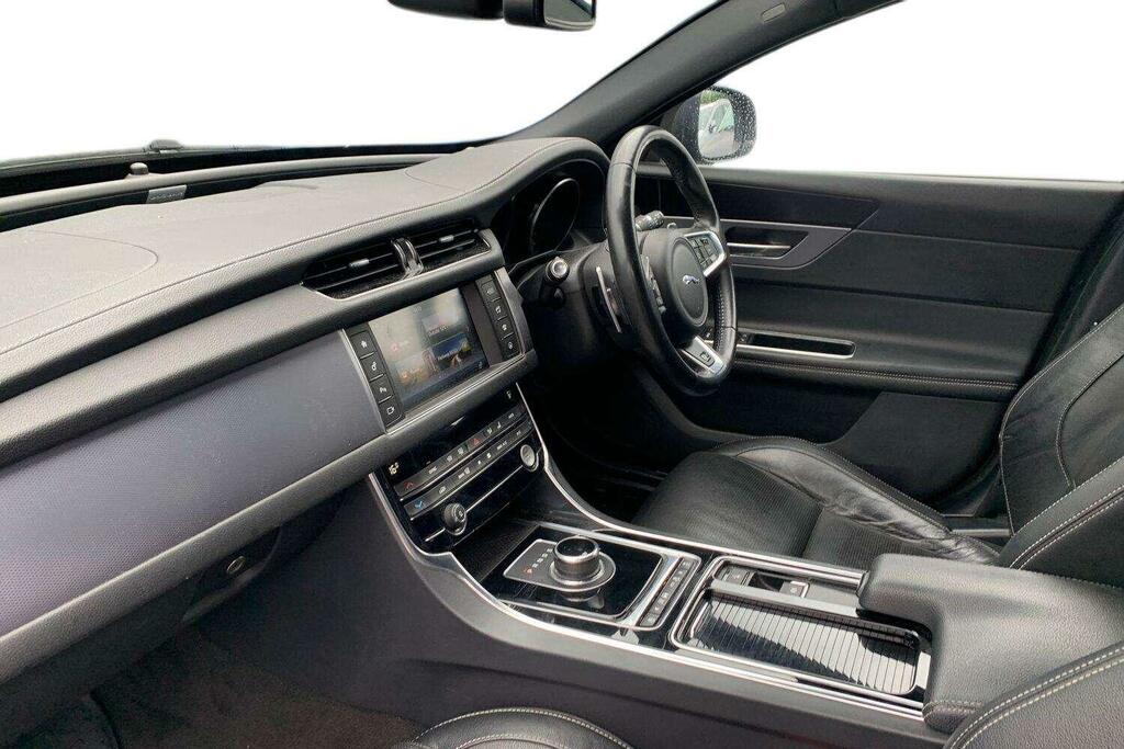 Jaguar XF D R-sport White #7