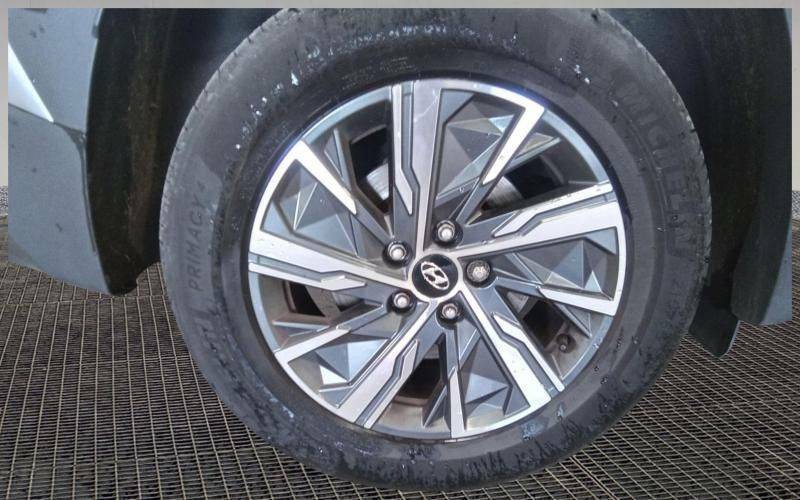 Hyundai Tucson 1.6 Tgdi 48V Mhd Se Connect 2Wd Dct OV23HFS Silver #4