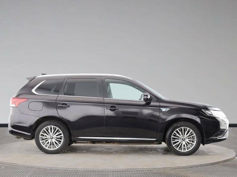Mitsubishi Outlander 2.4 Phev Dynamic Safety Black #2