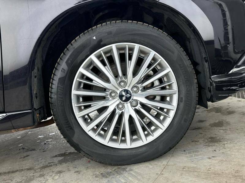 Mitsubishi Outlander 2.4 Phev Dynamic Safety Black #4