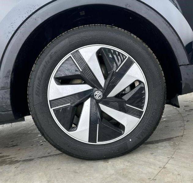 MG ZS 115Kw Trophy Ev Long Range 73Kwh Black #4
