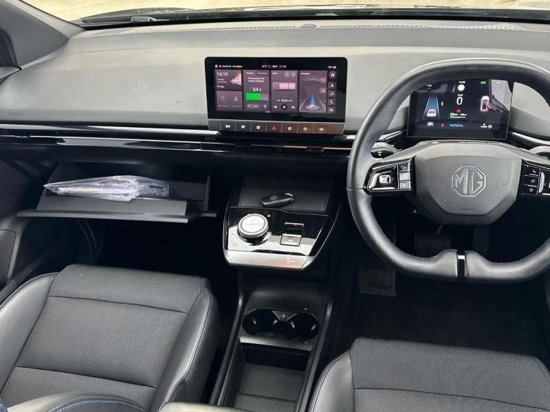 MG MG4 150Kw Trophy Ev Long Range 64Kwh Black #4