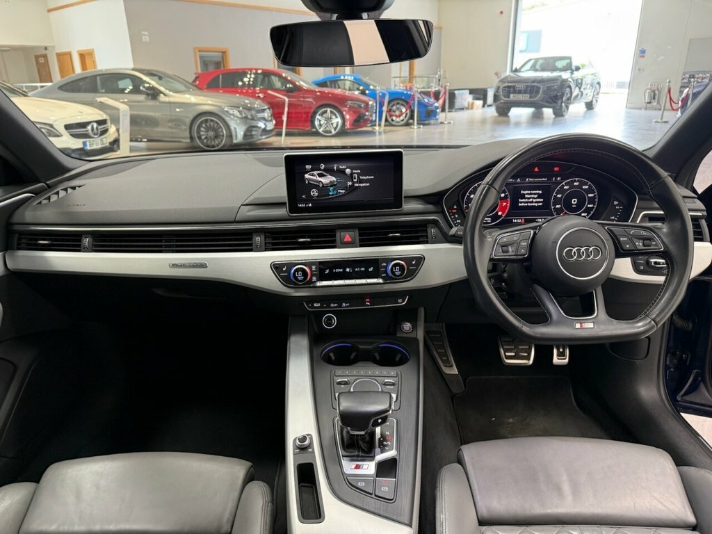 Audi S4 Saloon HG17DFP Blue #3