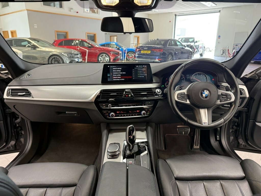 BMW 5 Series 3L M Sport LV68JRX Grey #3