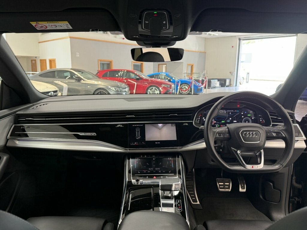 Audi Q8 3L S Line Black #3