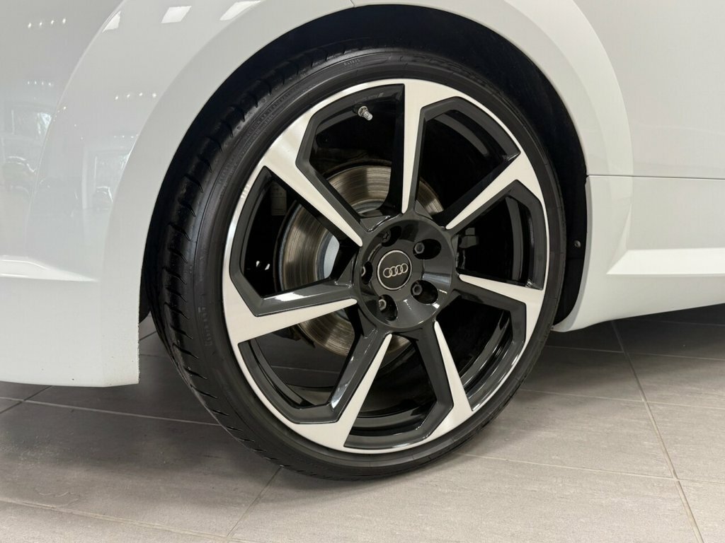 Audi TT RS Rs Tfsi Quattro 4Wd White #12