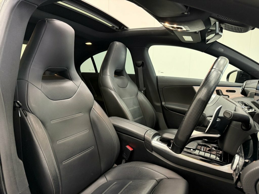 Mercedes-Benz CLA Class 2L Amg Black #2