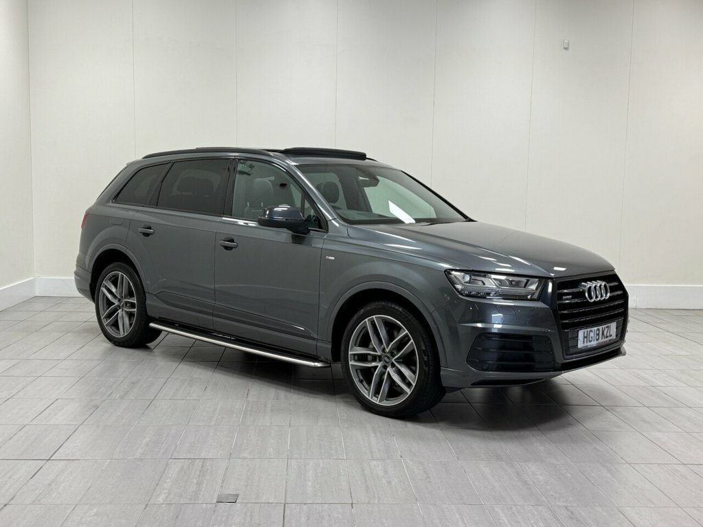 Audi Q7 2018 67 Black #31