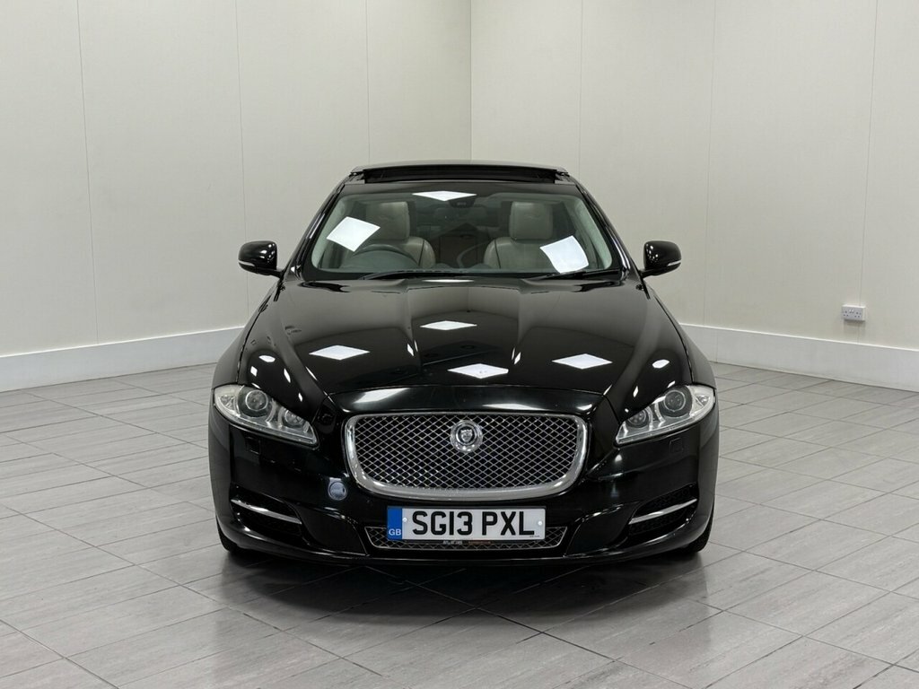 Jaguar XJ 3L Portfolio Black #6