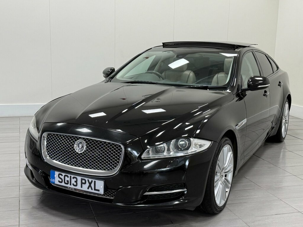 Jaguar XJ D V6 Portfolio Silver #41