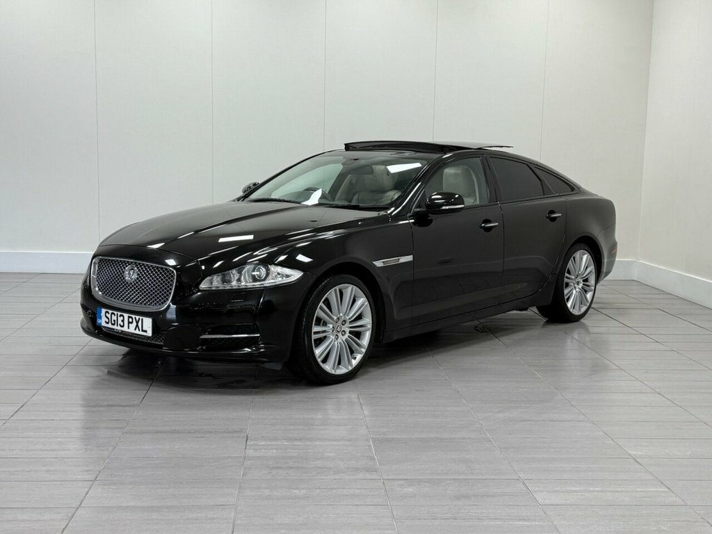 Jaguar XJ 3L Portfolio Black