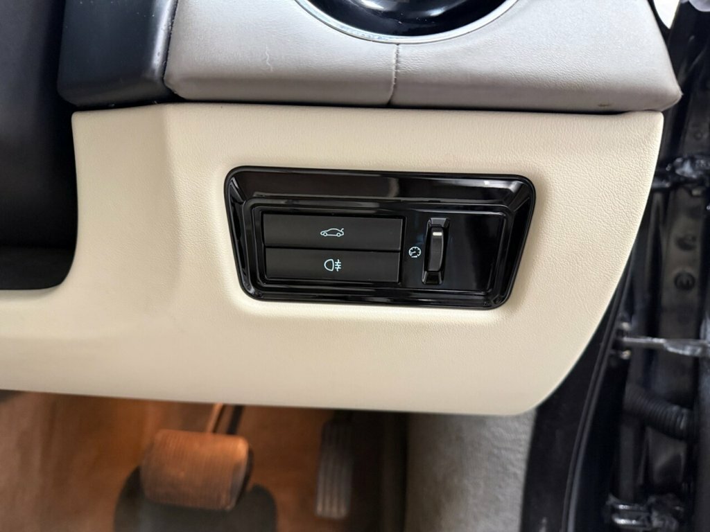 Jaguar XJ D V6 Portfolio Silver #37