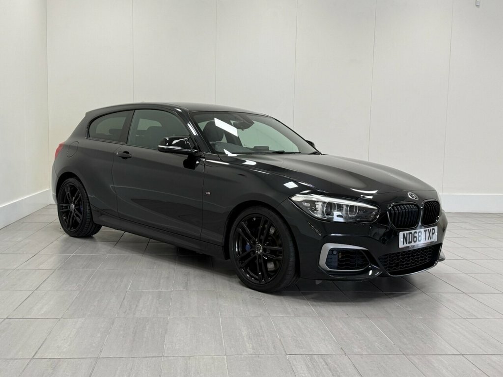 BMW 1 Series 3L Shadow Edition Black #4