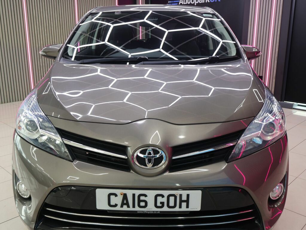 Toyota Verso 2016 1.8 V-matic Icon Mpv Multidrive S Brown #6
