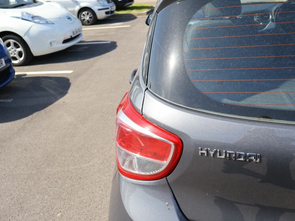 Hyundai I10 2013 1.2 Premium Hatchback Euro EF63FDO Grey #6