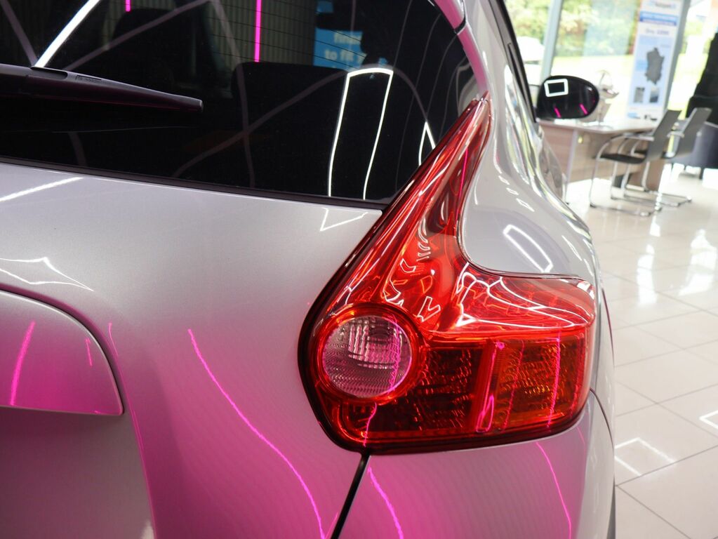 Nissan Juke Juke Visia Red #7