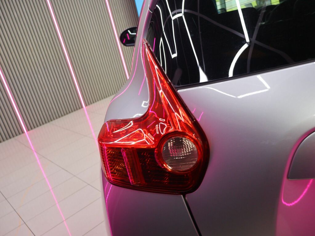 Nissan Juke Juke Visia Red #8