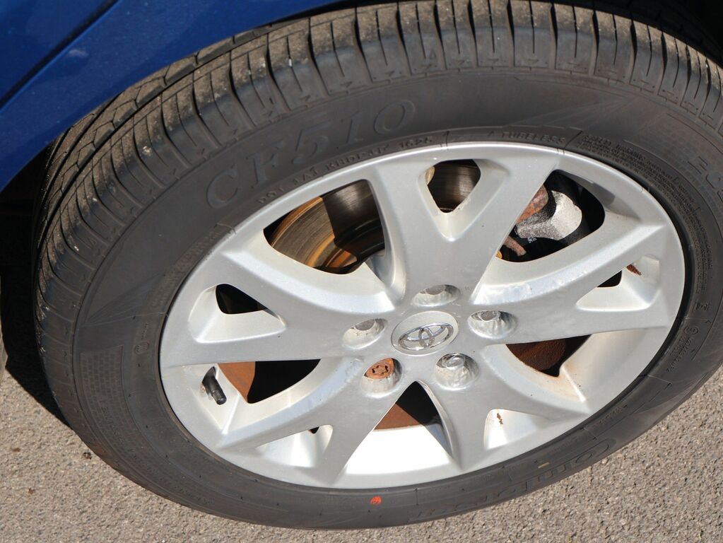 Toyota Auris Valvematic Excel White #8