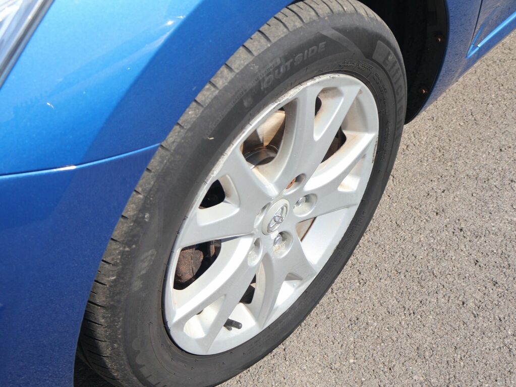 Toyota Auris Valvematic Excel White #7