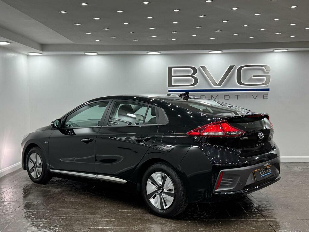 Hyundai Ioniq Hatchback 1.6 H-gdi Se Connect Dct Euro 6 Ss EX70TFU Black #6