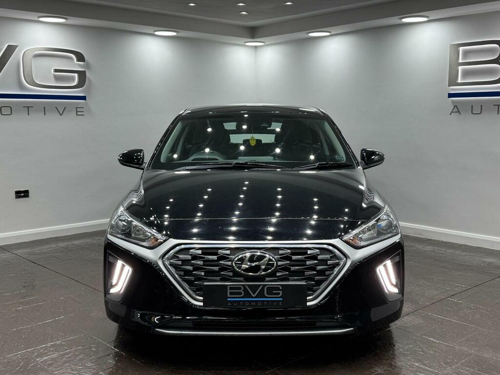 Hyundai Ioniq Hatchback 1.6 H-gdi Se Connect Dct Euro 6 Ss EX70TFU Black #2