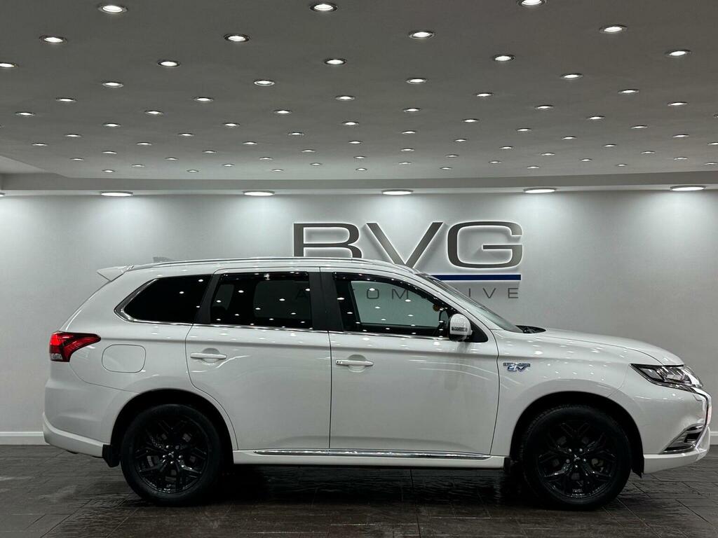 Mitsubishi Outlander Suv 2.4H Twinmotor 13.8Kwh 4H Cvt 4Wd Euro 6 Ss White #4