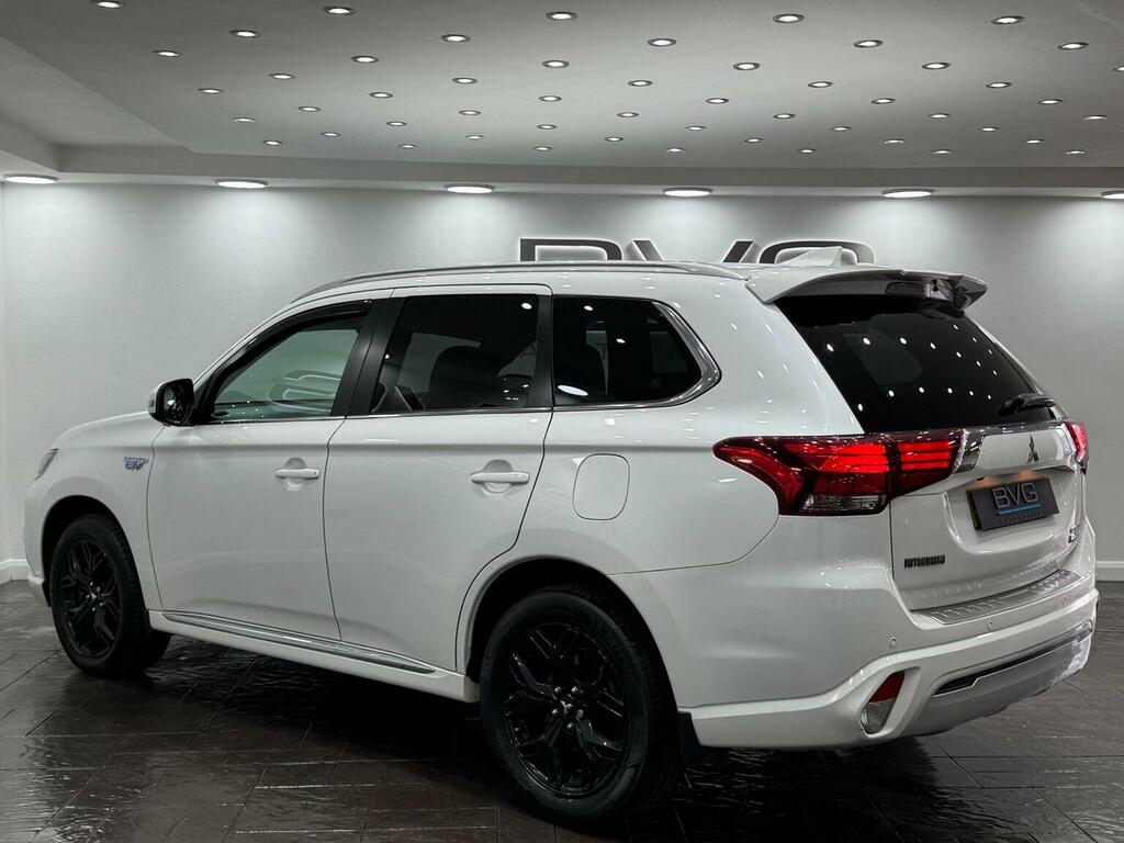 Mitsubishi Outlander Suv 2.4H Twinmotor 13.8Kwh 4H Cvt 4Wd Euro 6 Ss White #6