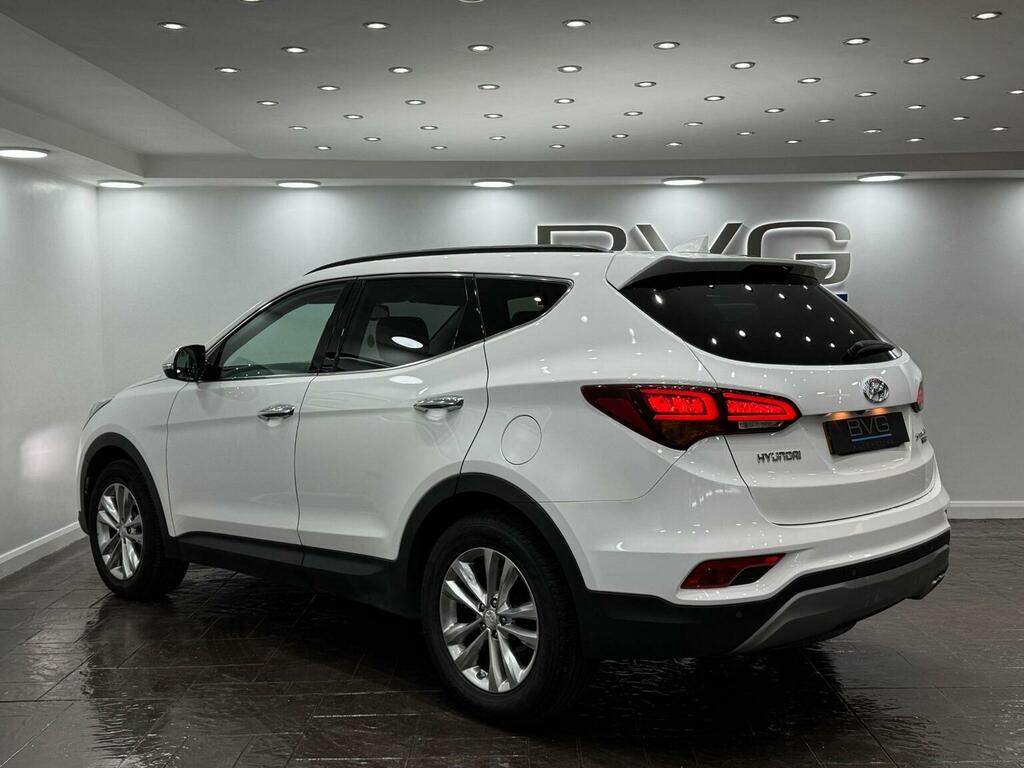 Hyundai Santa Fe 2.2 Crdi Blue Drive Premium 4Wd Euro 6 Ss White #6