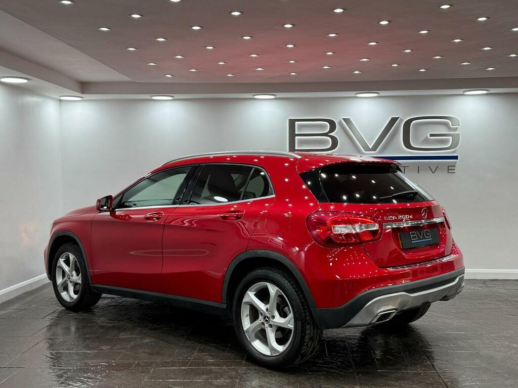 Mercedes-Benz GLA Class Gla200d Se Suv Black #54