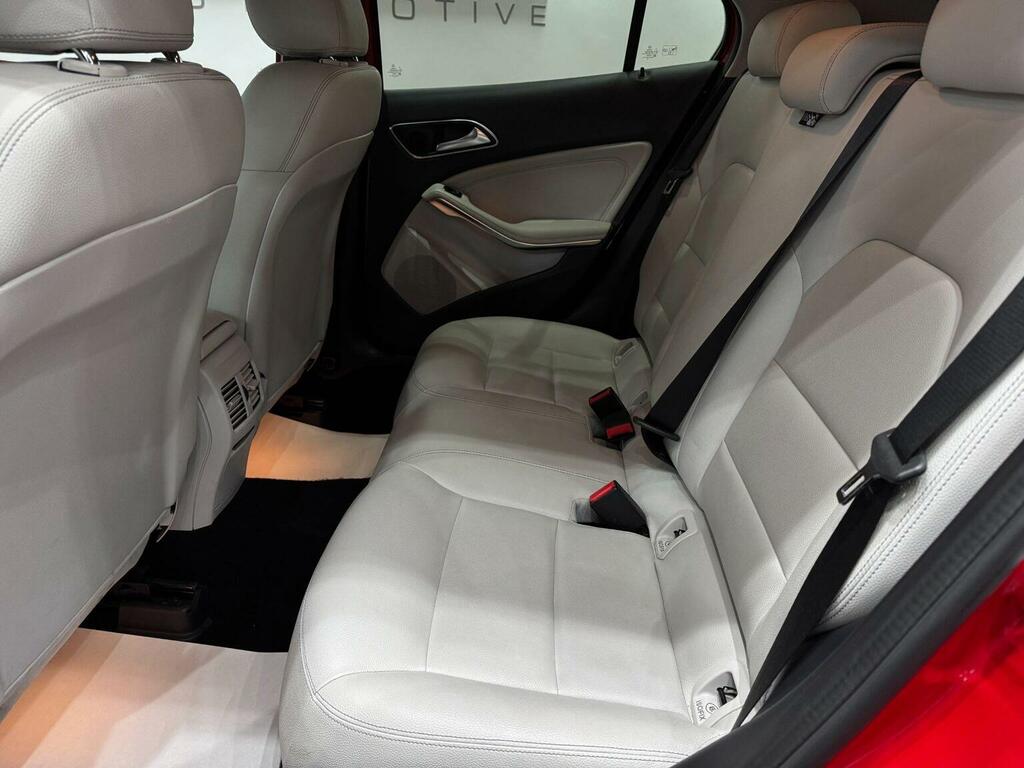 Mercedes-Benz GLA Class Gla200d Se Suv Black #43