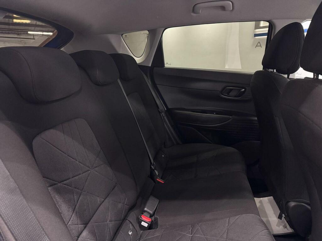 Hyundai Bayon Hatchback Red #84