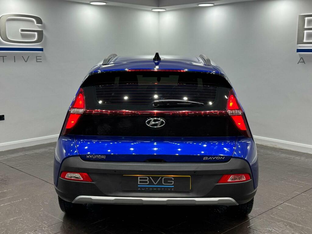 Hyundai Bayon Hatchback Red #7