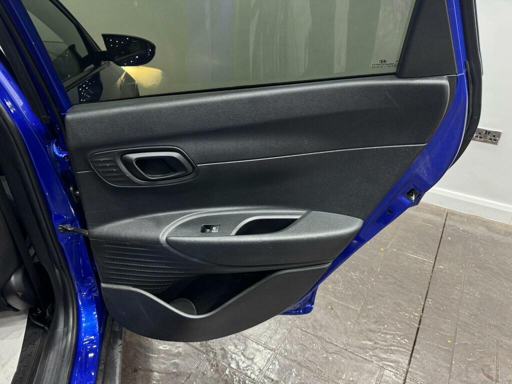 Hyundai Bayon Hatchback Red #83