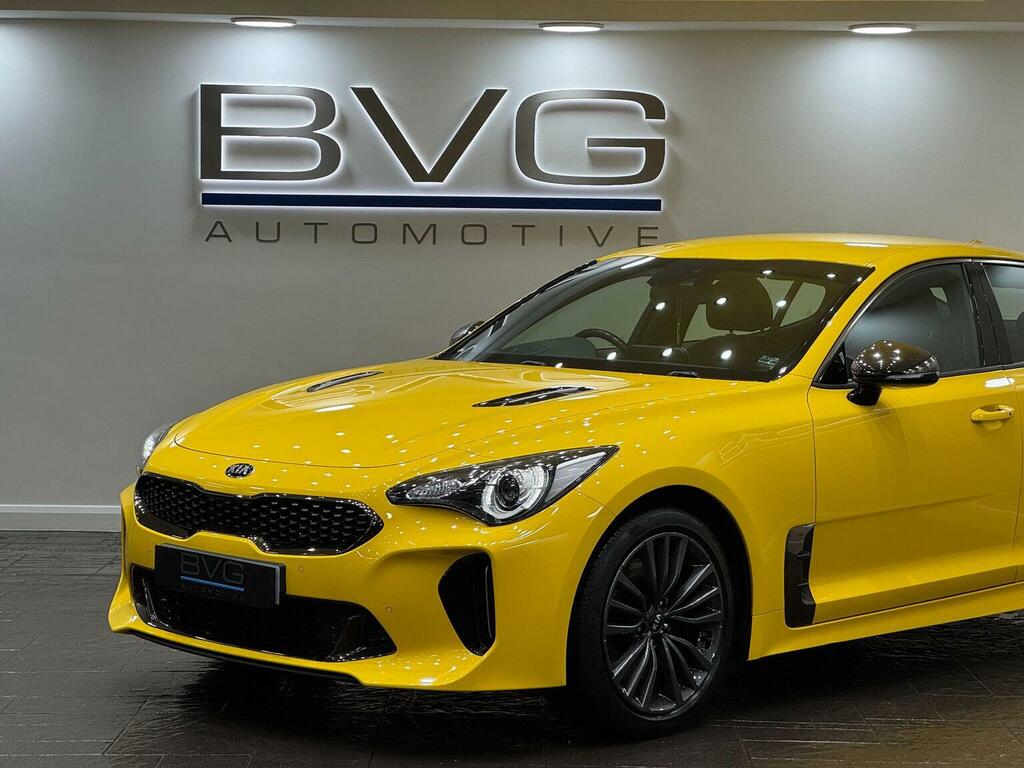 Kia Stinger Gt S White #9