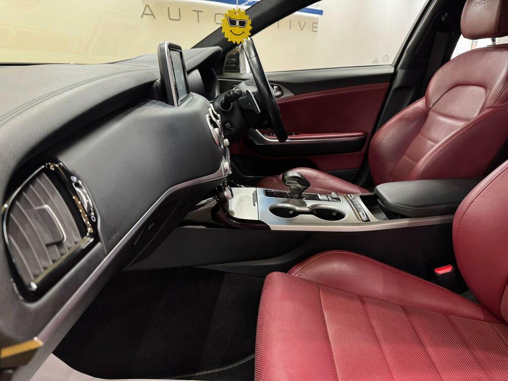 Kia Stinger Gt S White #34