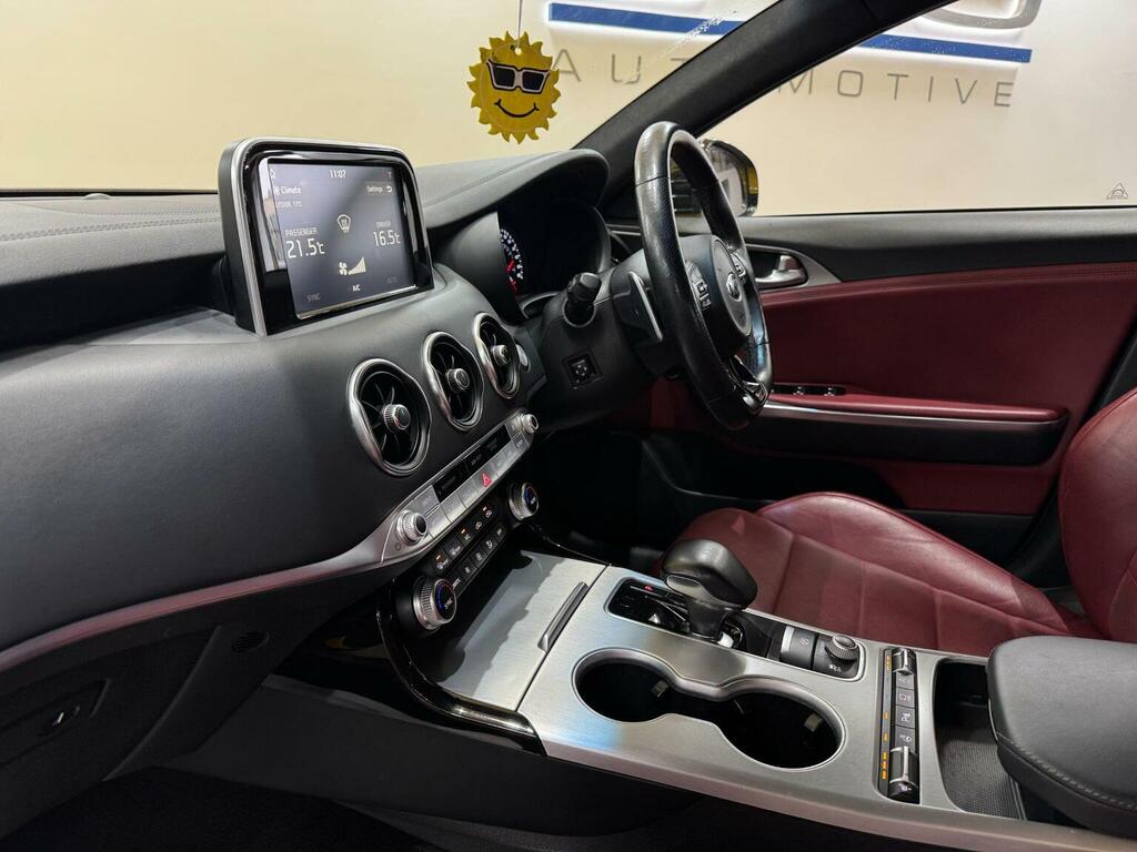 Kia Stinger Gt S White #35