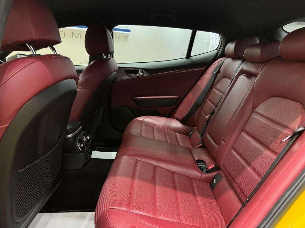 Kia Stinger Gt S White #80