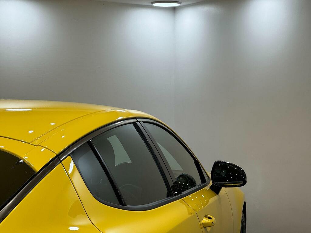 Kia Stinger Gt S White #57