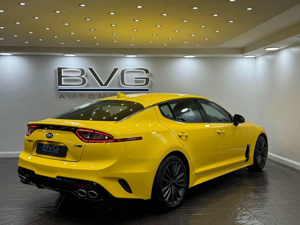 Kia Stinger Gt S White #49