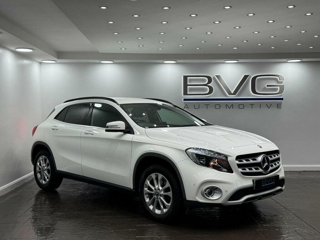Mercedes-Benz GLA Class Suv 2.1 Gla200d Se Executive 7G-dct Euro 6 Ss WV68GVJ White