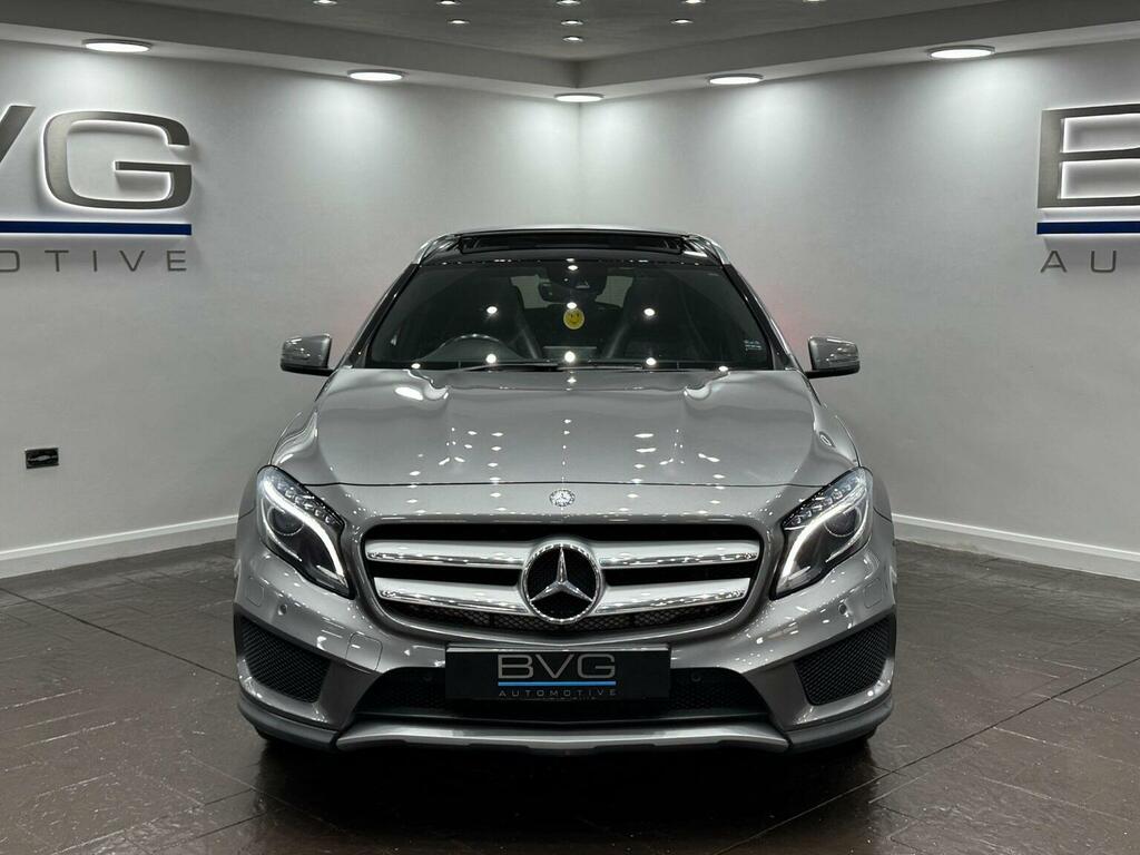 Mercedes-Benz GLA Class Gla220 Amg Line Cdi 4Matic Black #44