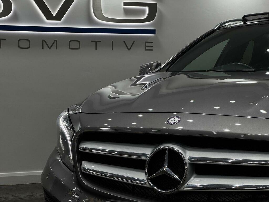 Mercedes-Benz GLA Class Gla220 Amg Line Cdi 4Matic Black #10