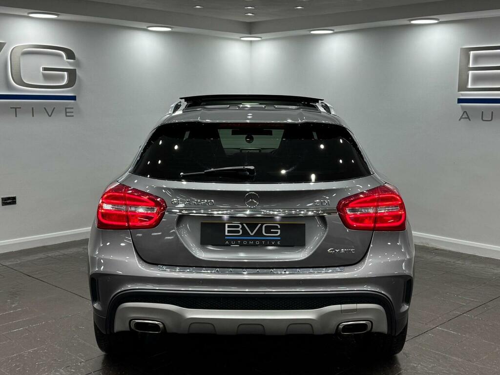 Mercedes-Benz GLA Class Gla220 Amg Line Cdi 4Matic Black #49