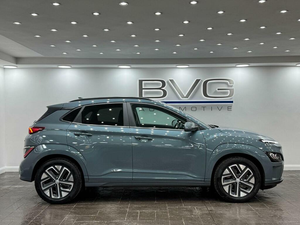 Hyundai Kona Suv 64Kwh Premium 10.5Kw Charger 2022 NX72XGZ Green #4