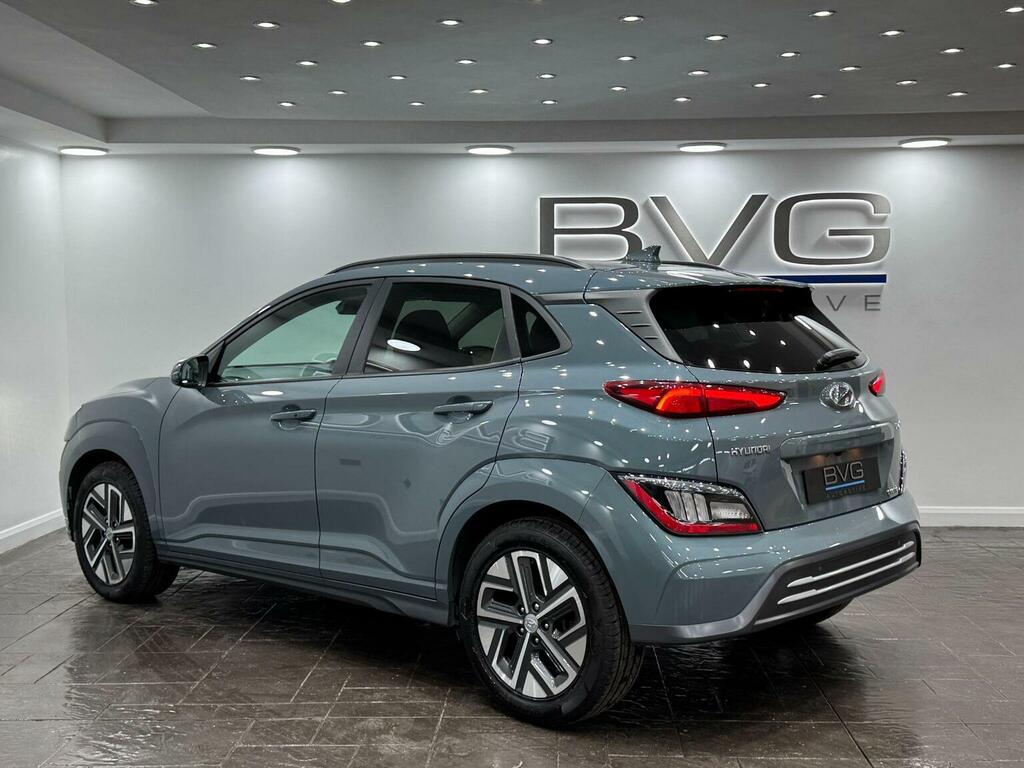 Hyundai Kona Suv 64Kwh Premium 10.5Kw Charger 2022 Green #6