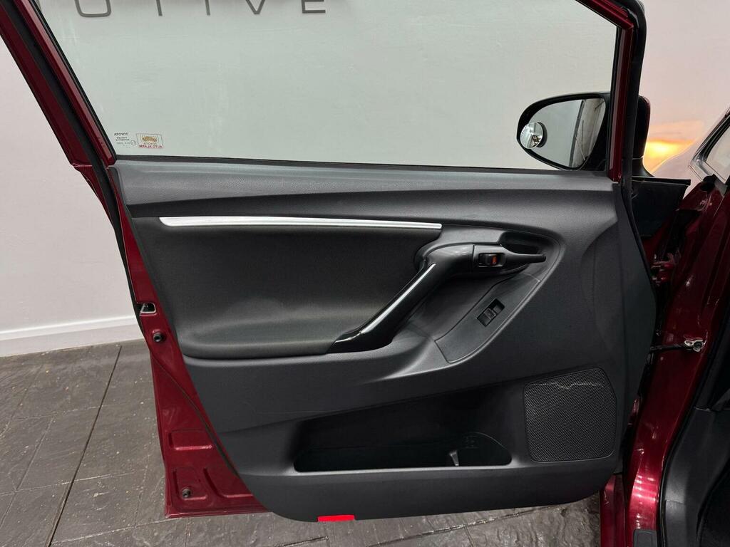 Toyota Verso 1.6 V-matic Design Black #36