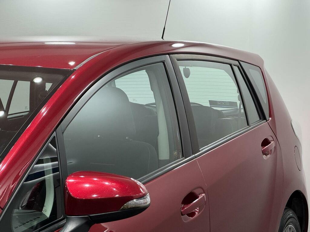 Toyota Verso 1.6 V-matic Design Black #11